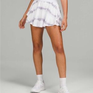 Lululemon Women's White and Gray Skirt